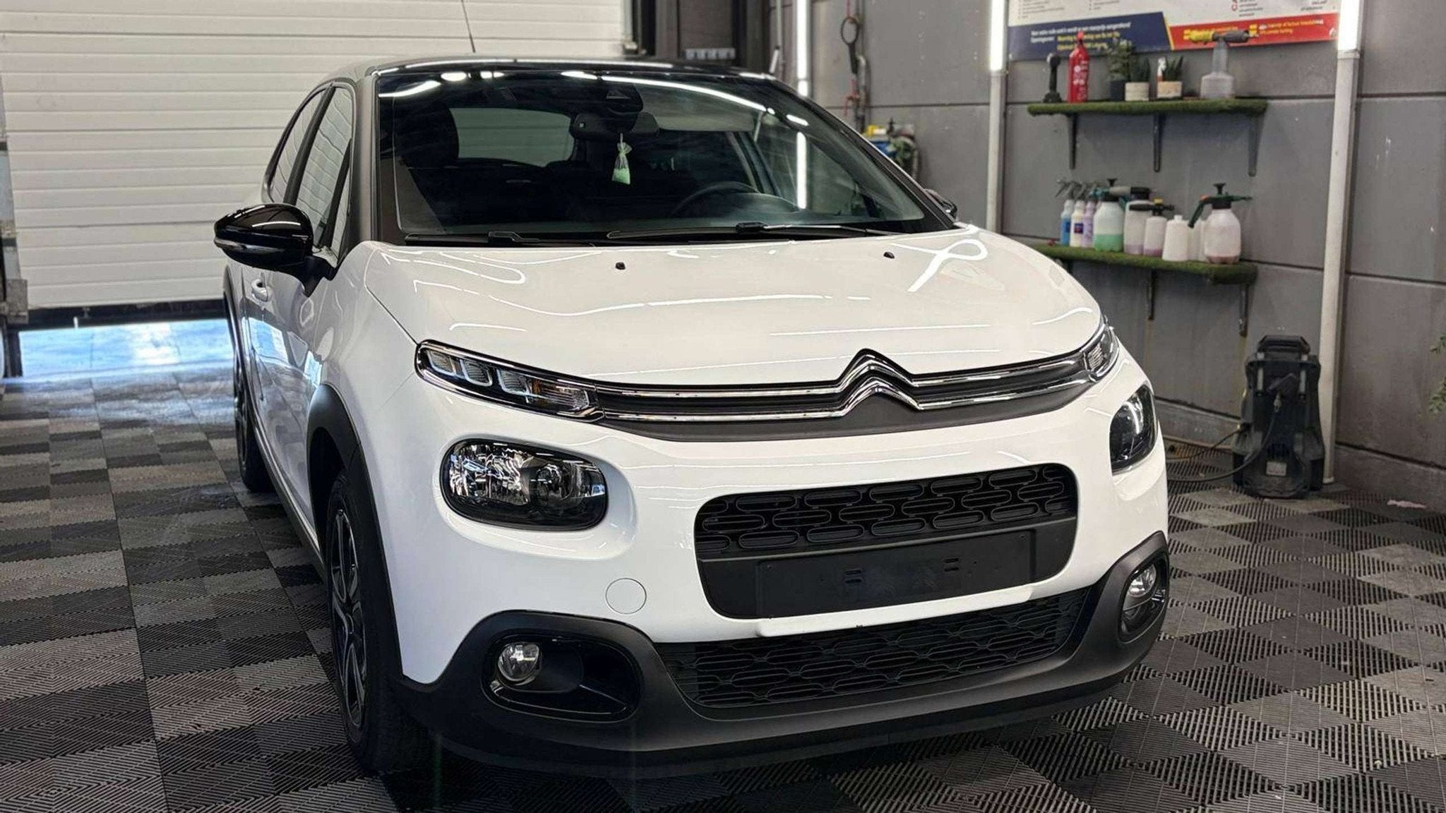 Citroën C3 bj. 2020 benzine Euro 6, Gebruikt, Wit, Parkeersensor, Bedrijf