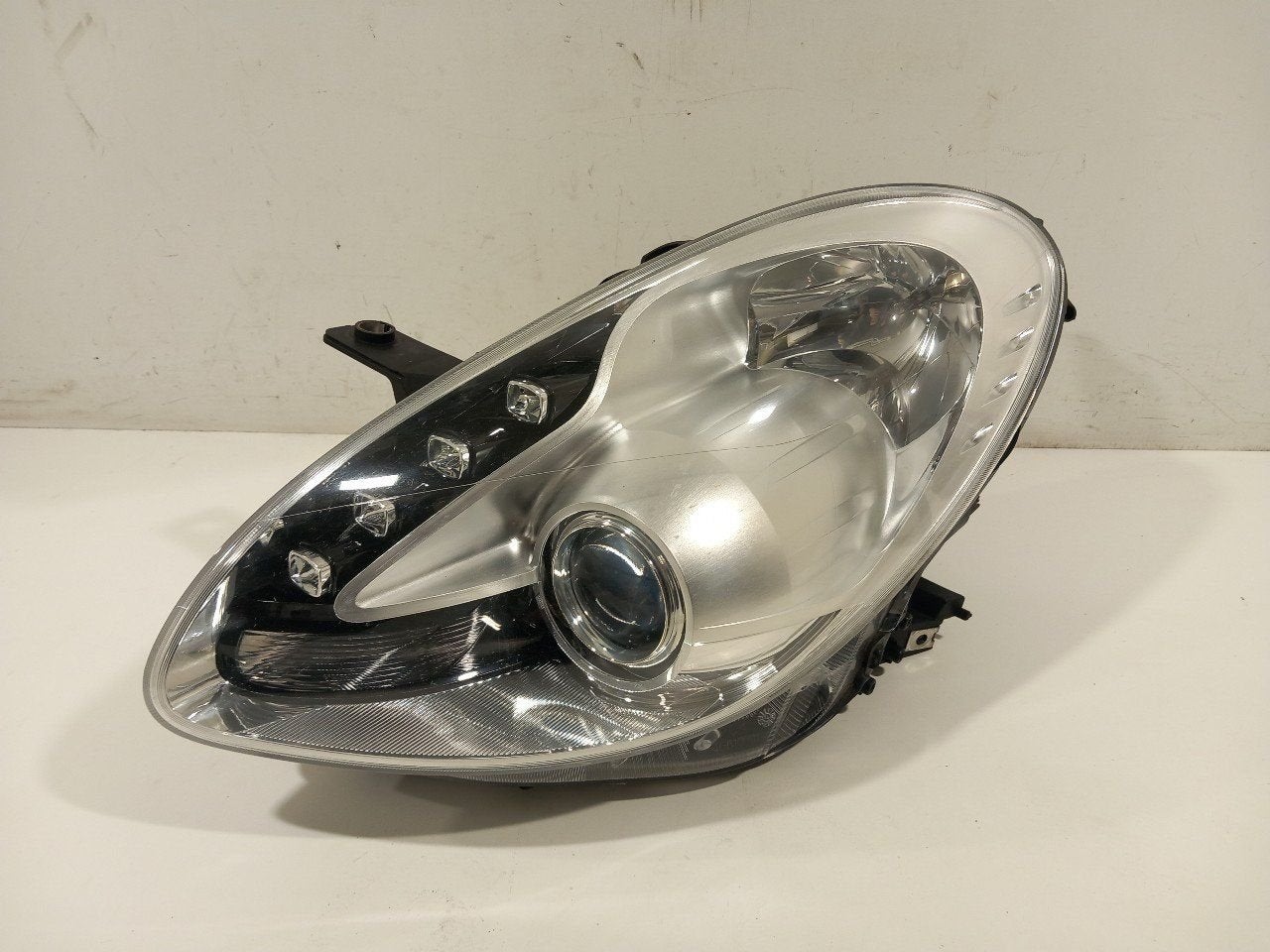 Koplamp links Alfa Romeo Giulietta, Onderdelen@venauto.nl, Van der Ven Autorecycling B.V., Ettenseweg 76, 4706 PB Roosendaal, The Netherlands