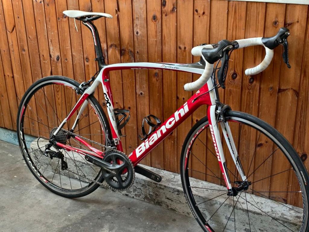 Vélo de route Bianchi Infinito XL carbone, Vélos & Vélomoteurs, Vélos | Vélos de course, Enlèvement