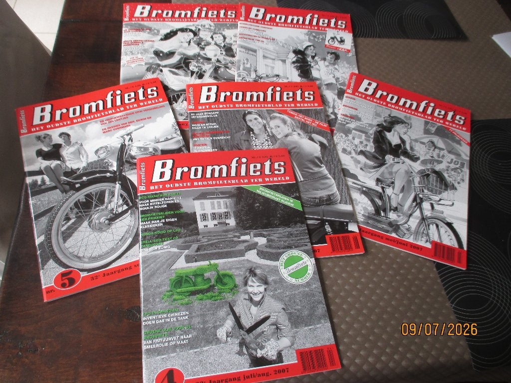 Bromfiets, Ophalen