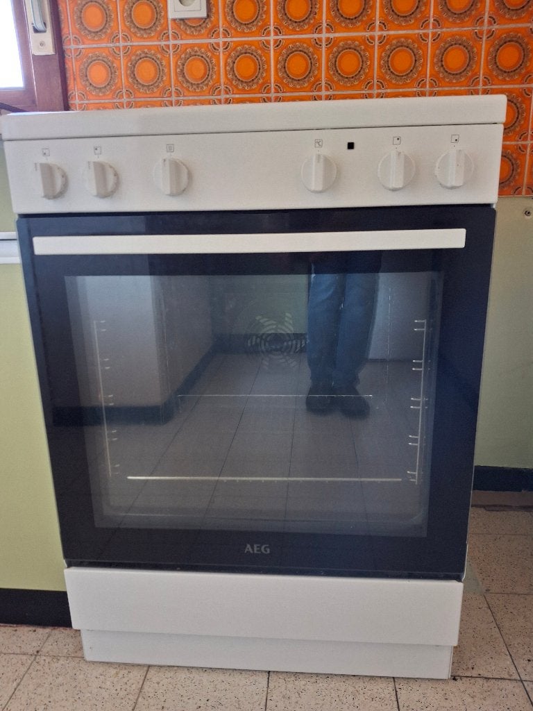 Kookfornuis, elektrisch AEG, Elektronische apparatuur, Kookplaten, Ophalen, Gebruikt, 4 kookzones, Energieklasse A of zuiniger
