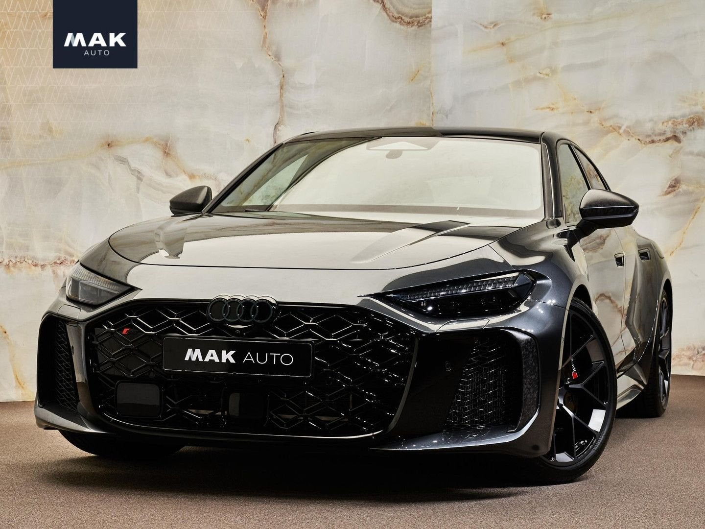 Audi RS5 Limousine E-Hybrid Quattro , camouflage extr., cera, Auto's, Automaat, Zwart, RS5, 26 kWh
