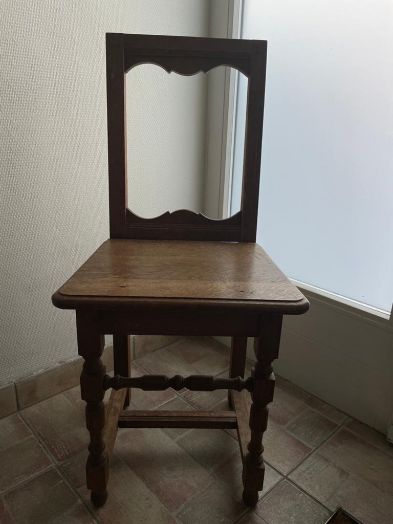 Petite chaise, Enlèvement, Comme neuf