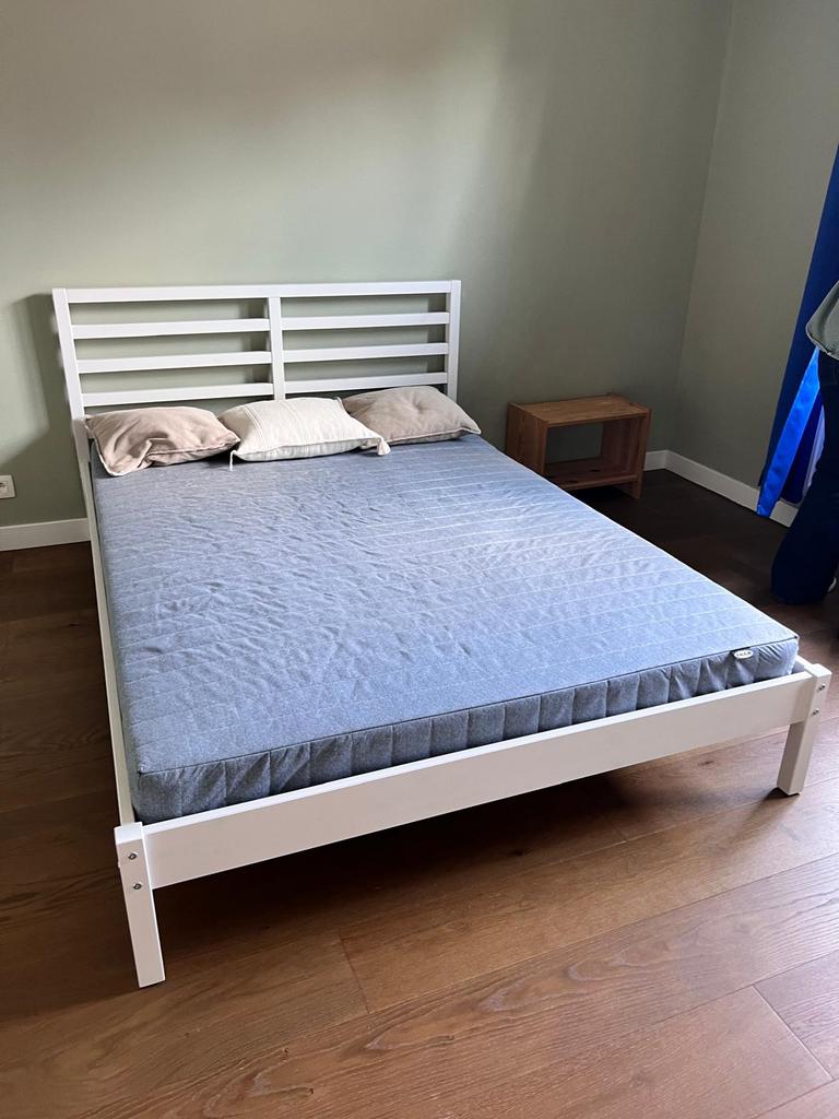IKEA bed 140*200 met matras, Ophalen, Wit, Tweepersoons, 140 cm
