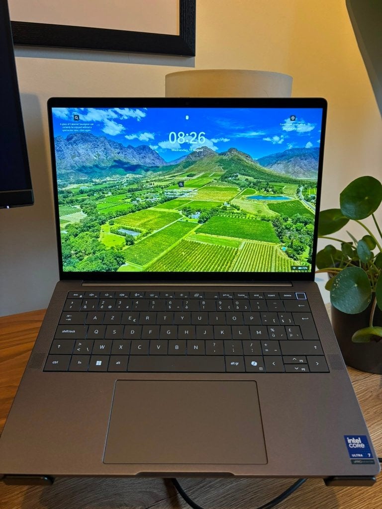 Dell Pro 13 Premium - Intel Core Ultra 7 - 32GB RAM, 32 GB, 13 pouces, Avec écran tactile, 4 Ghz ou plus