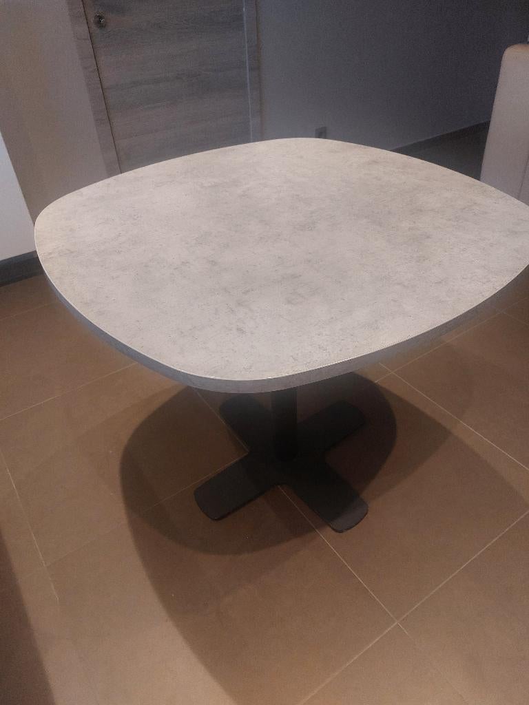 Table cuisine PERFECTA, Gris, Moins de 100 cm, Comme neuf, Enlèvement