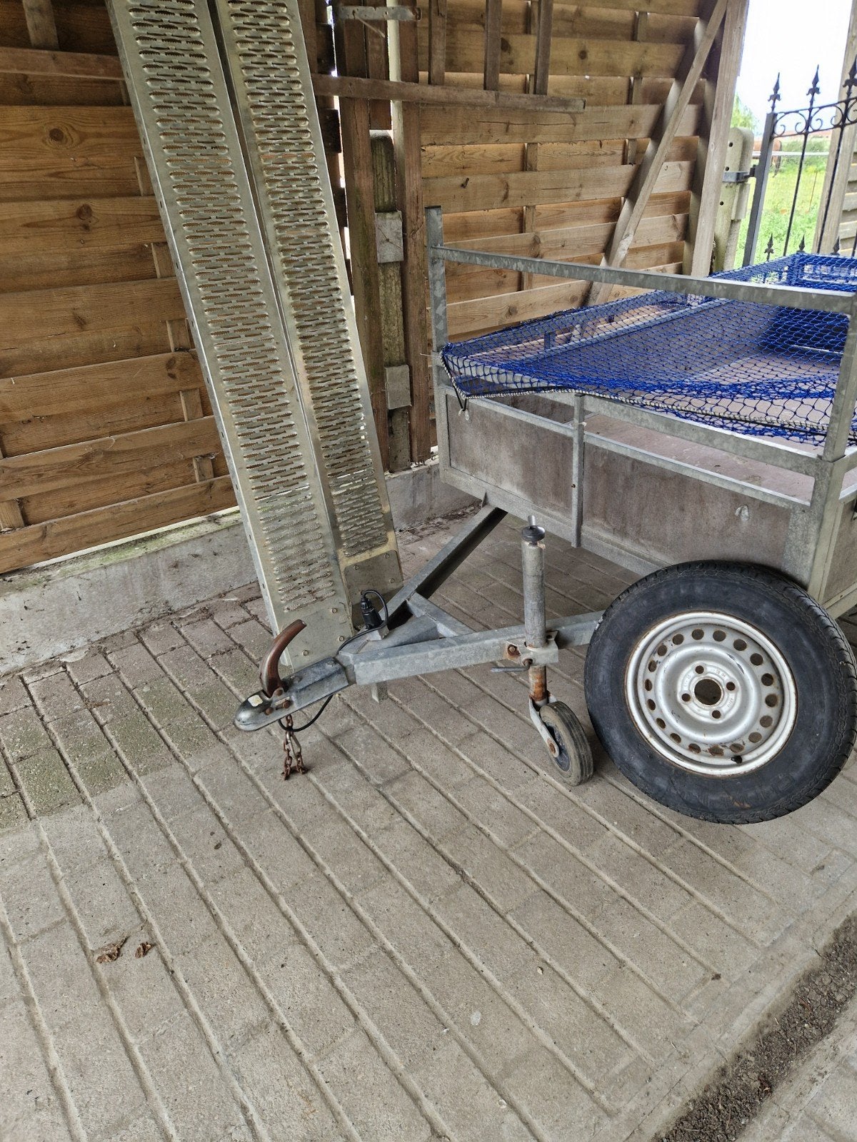 Aanhangwagen met rijplaten, Enlèvement