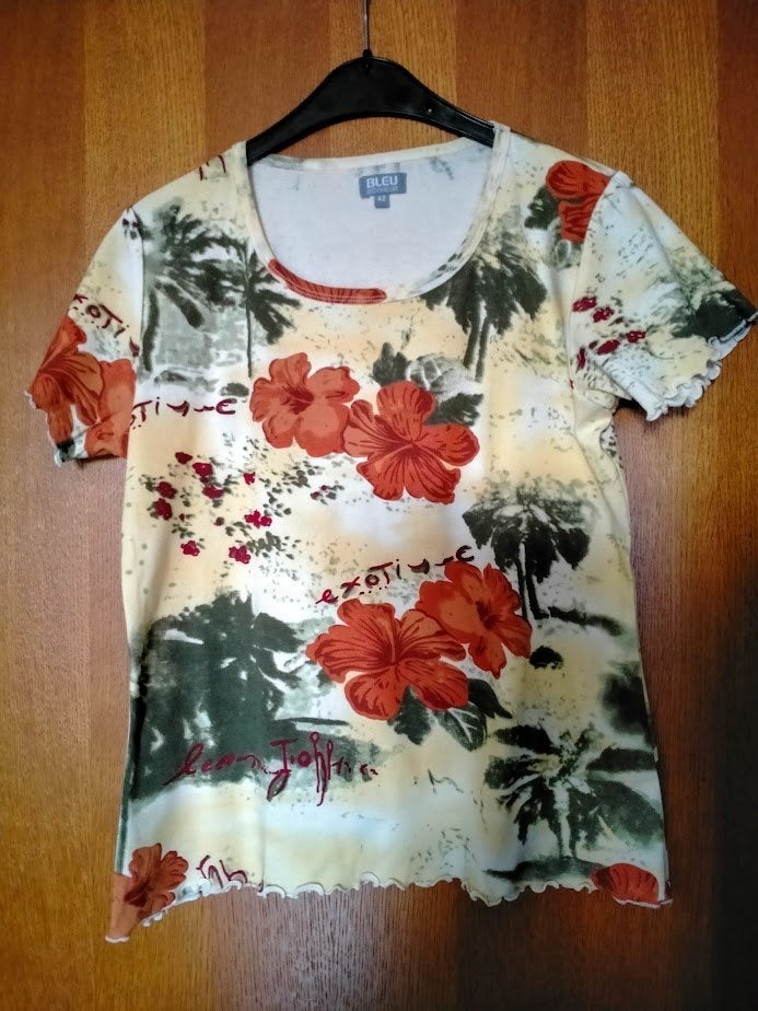 T-shirt met bloemmotief en tekst,versch.kleuren,maat:42., Overige kleuren, Maat 42/44 (L), Zo goed als nieuw, Korte mouw