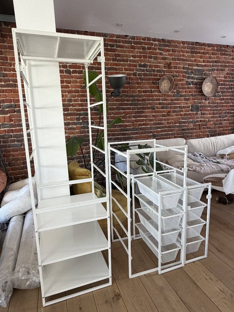 Ikea Jonaxel, Enlèvement, Comme neuf