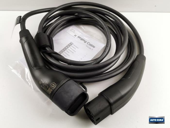 Câble de recharge électrique d'un Polestar 2, Autos : Pièces & Accessoires, Électronique & Câbles, Autres marques automobiles