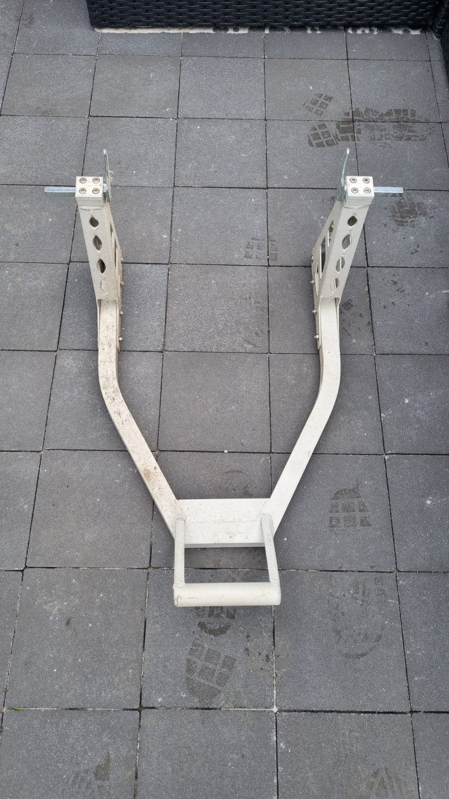Motor standaard, Ophalen