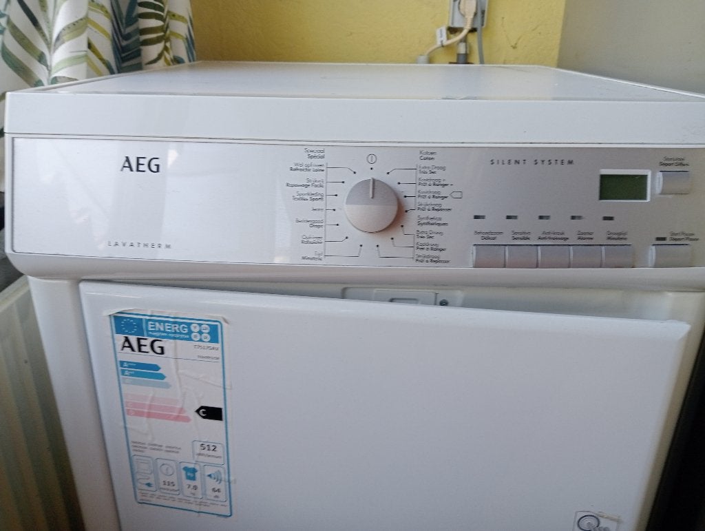 AEG-droger met externe afvoer, Elektronische apparatuur, Ophalen, 6 tot 8 kg, Gebruikt, Luchtafvoer