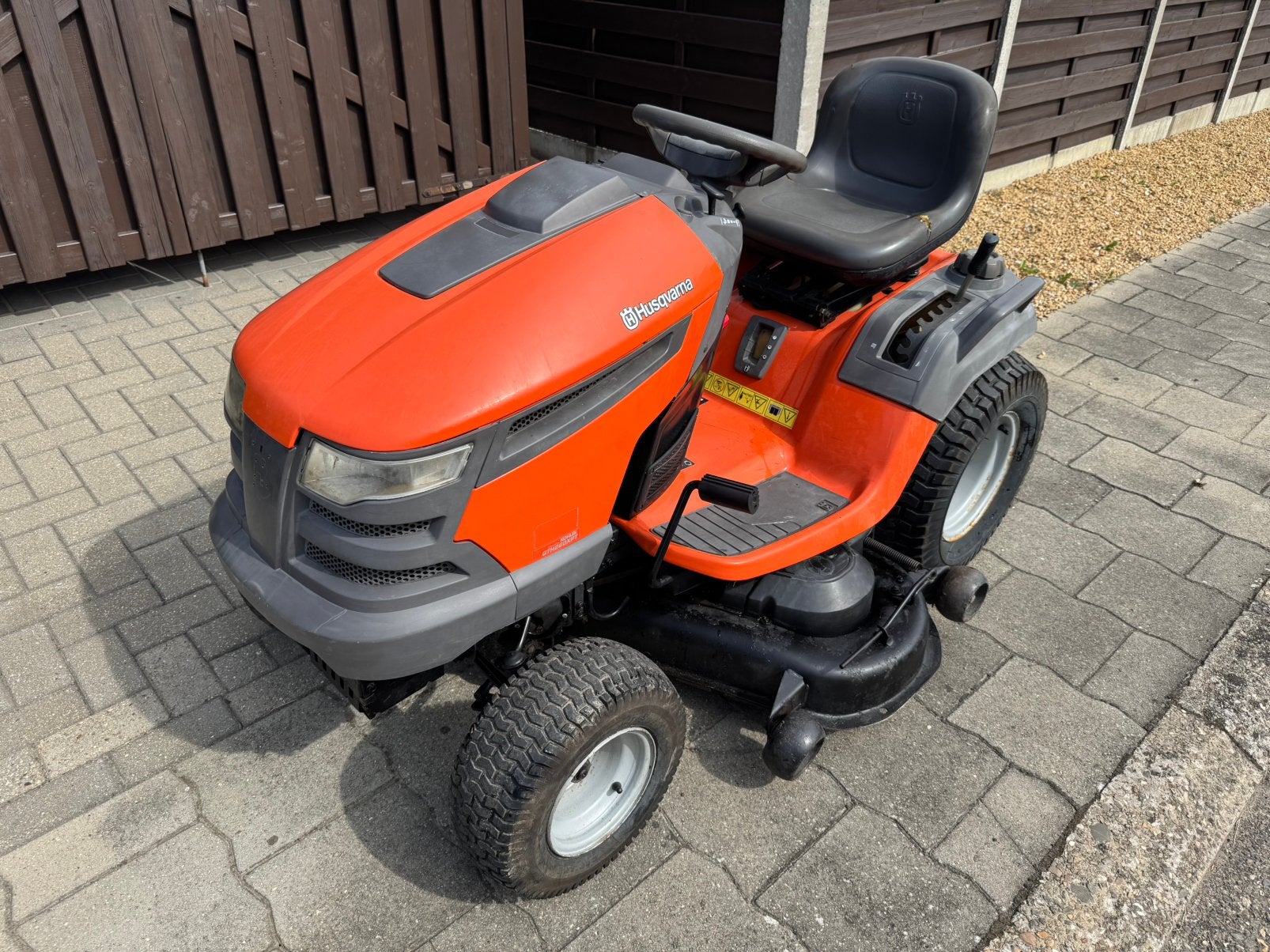 Zitmaaier husqvarna 26pk, Jardin & Terrasse, Tondeuses autoportées, Enlèvement, Utilisé