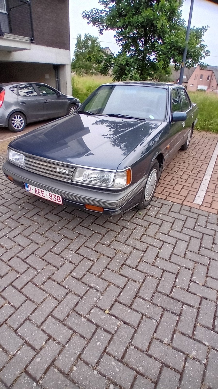 Old.timer mazda 929,  2 stuks, Auto's, Particulier, Mazda, Te koop, Benzine