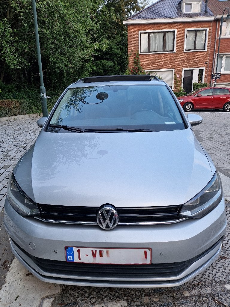 Touran 1.6 TDI  euro6B. 7 places full option 126.458km, Autos, Argent ou Gris, Achat, Alarme, Euro 6