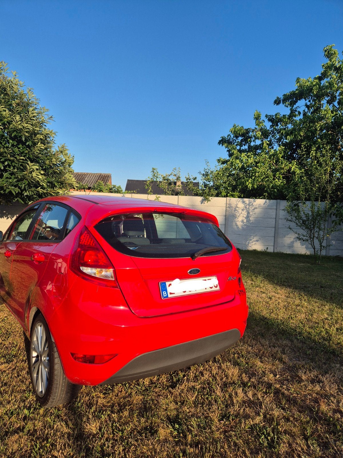 Ford Fiesta 1.25 essence, Rouge, Euro 5, Achat, Noir