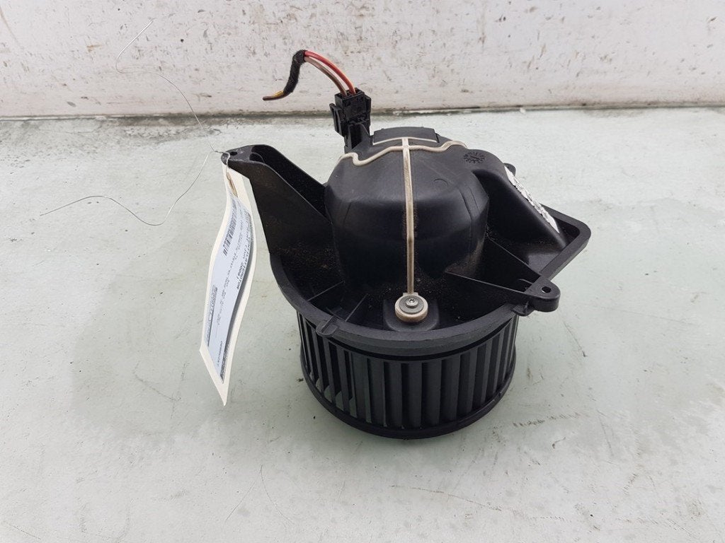 KACHEL VENTILATORMOTOR Mini Clubman (R55) (01-2007/06-2014), Auto-onderdelen, Gebruikt, Mini, Petuelring 130
80809  München, DE