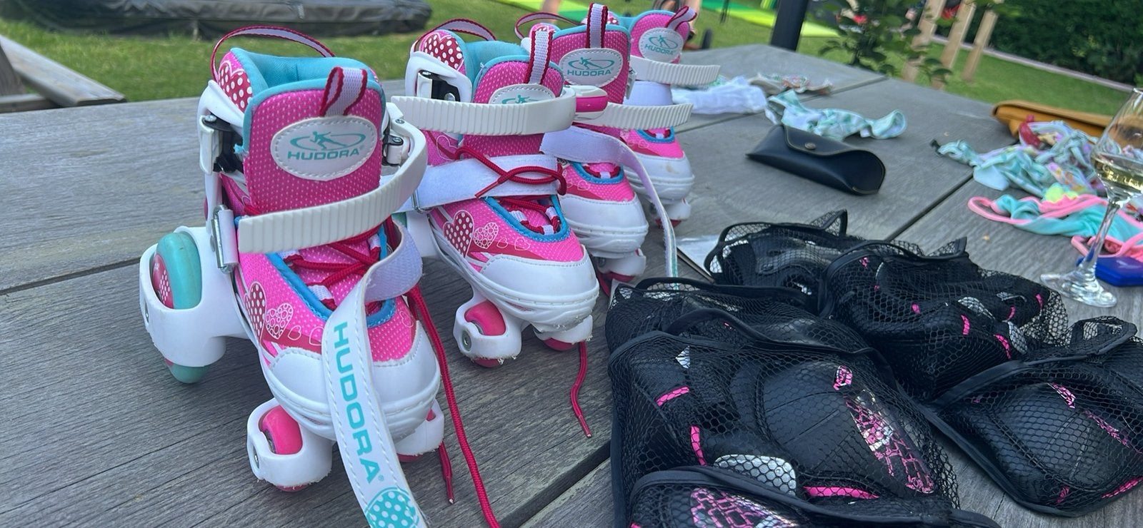 Rolschaatsen maat 26-29 + beschermset, Kinderen en Baby's, Ophalen, Zo goed als nieuw