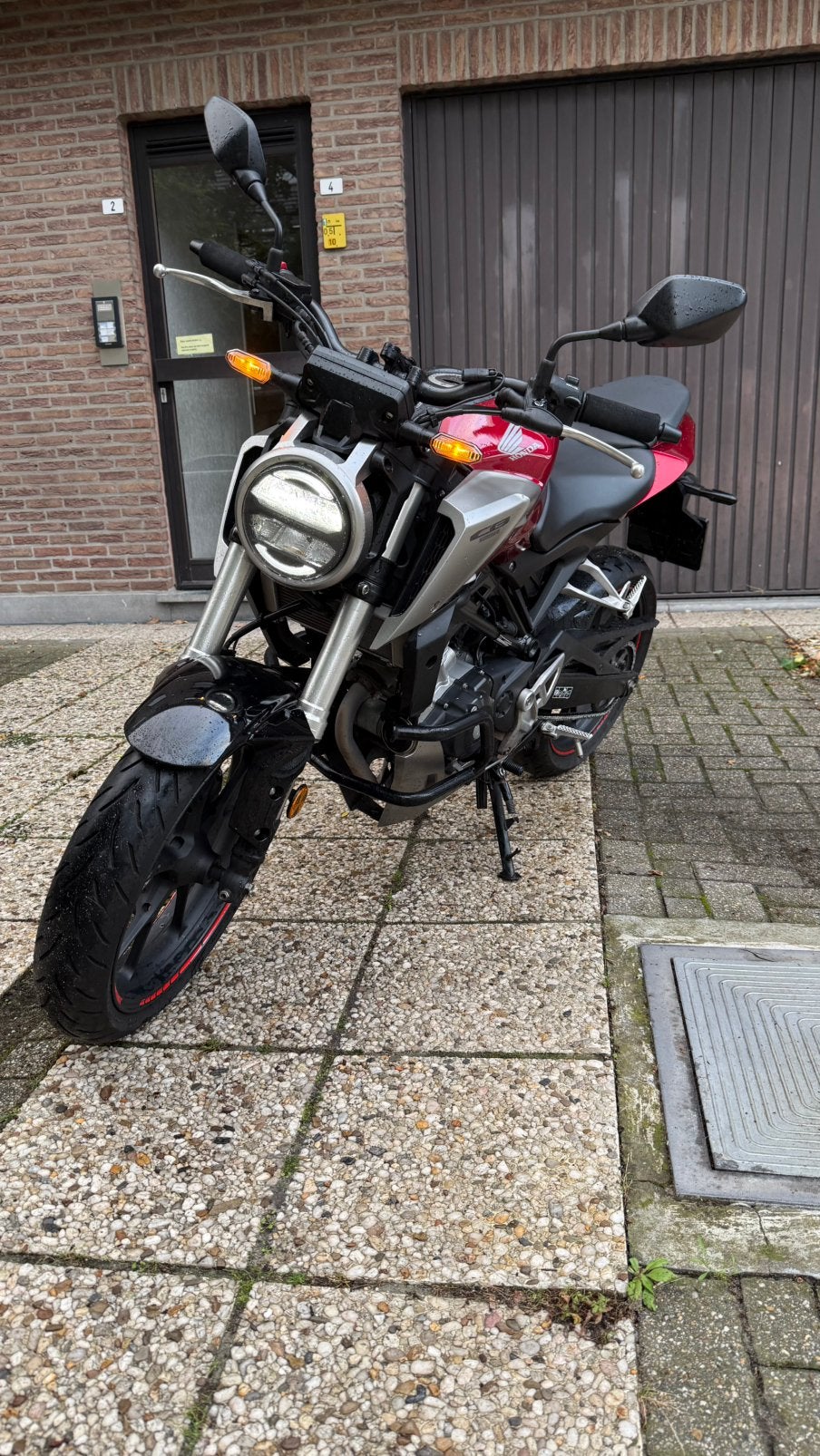 Honda cb125r 2021, Occasion, Particulier, 125 cc, 11 kW of minder