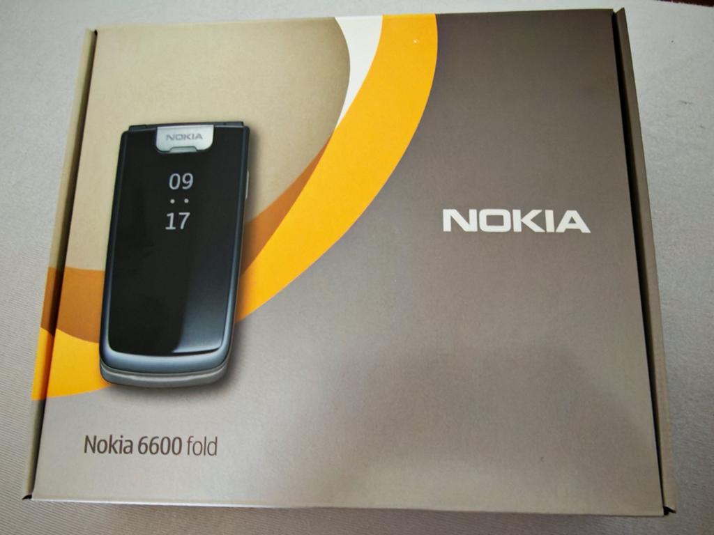 Nokia 6600 pliable... Nouveau dans la boîte, Télécoms, Enlèvement ou Envoi