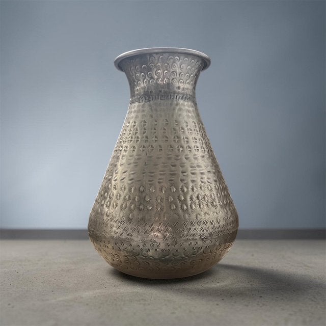 Vase oriental vintage en métal, Enlèvement, Avec motif/texture, Bois, 37 cm