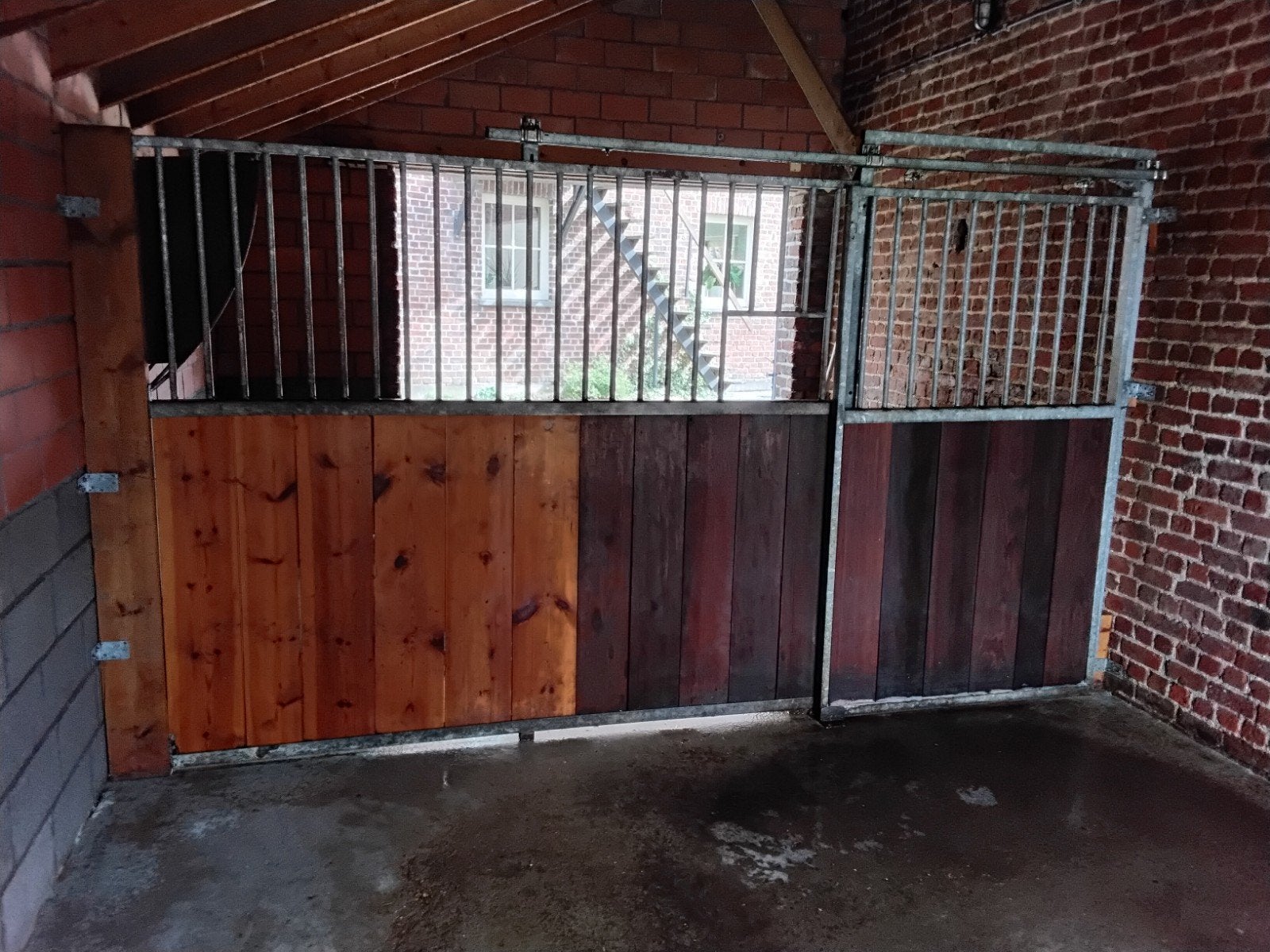 voorwand paardenbox mer schuifdeur
