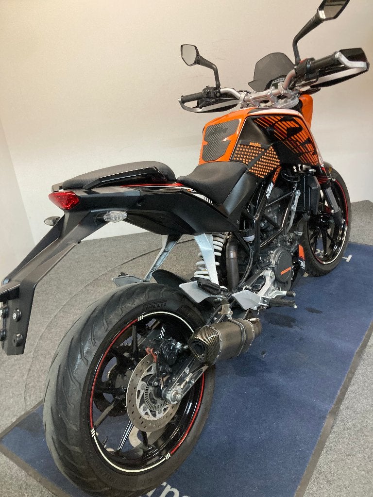 KTM Duke 200 MY'13 ref. LS 3414, Motoren, Occasion, Bedrijf, Minimaal motorrijbewijs A2, 200 cc