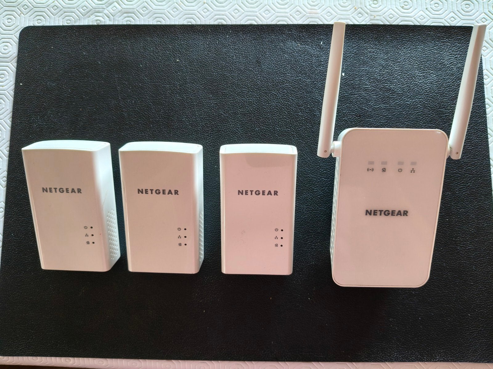 Netgear PowerLine  3x Lan 1x Lan + Wifi versterker., Computers en Software, WiFi-versterkers, Gebruikt, Ophalen