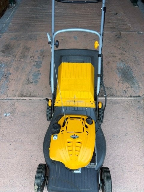 grasmachine, Tiga, Tondeuse rotative, Tondeuses à gazon à essence, Comme neuf
