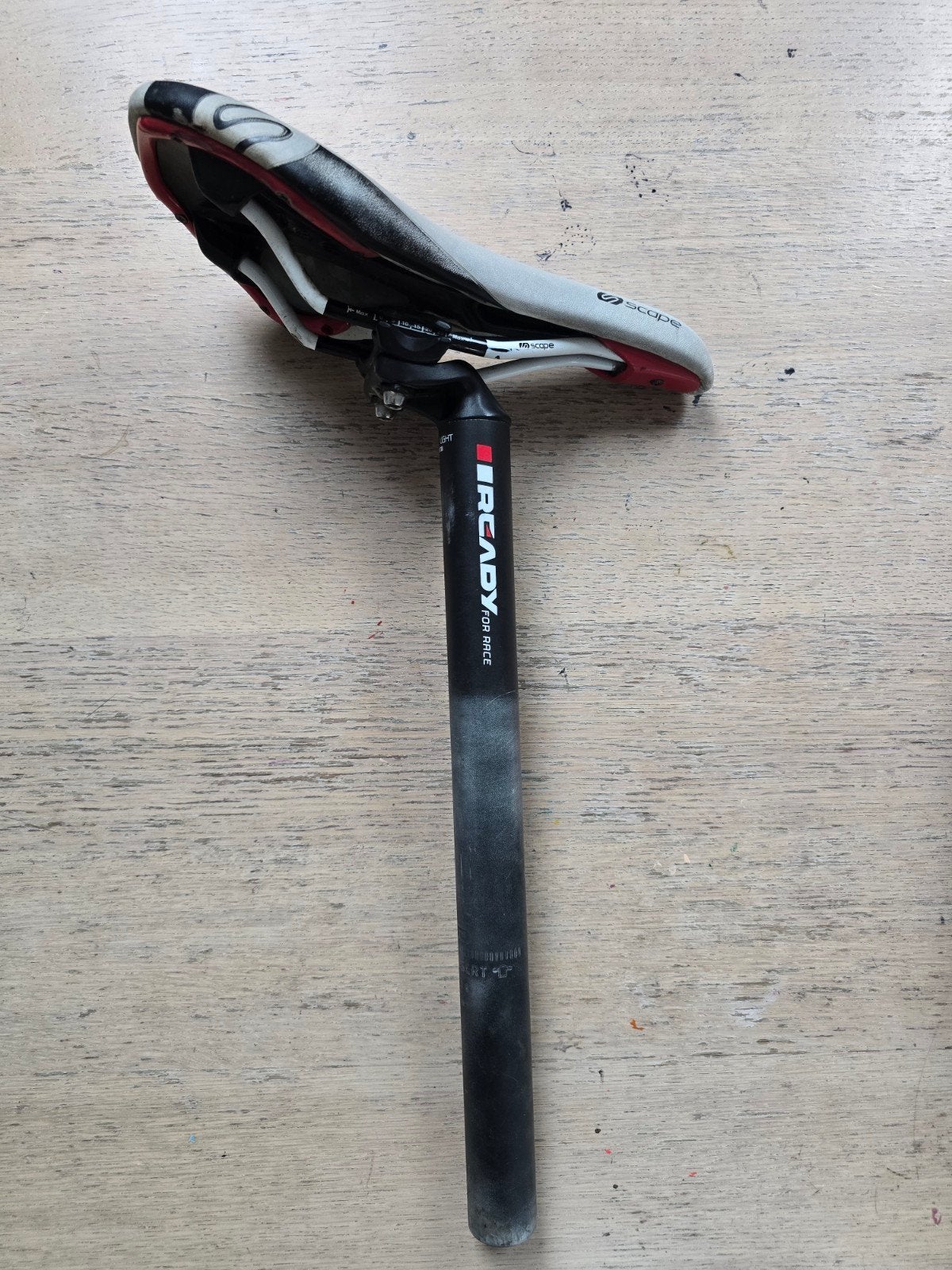 Tige de selle, Enlèvement ou Envoi, Selle