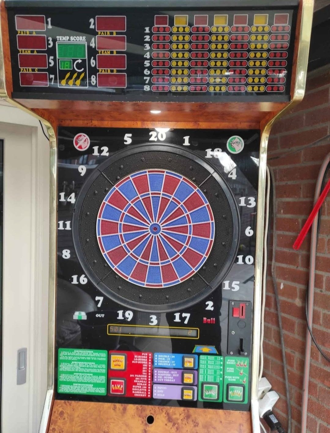 Retro elektronische dartskast, Enlèvement