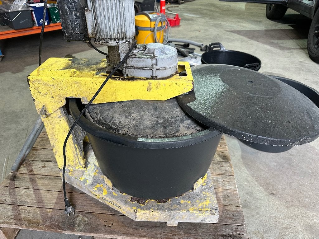 Beton-lijm-chape mixer -menger automatische, Ophalen, Gebruikt