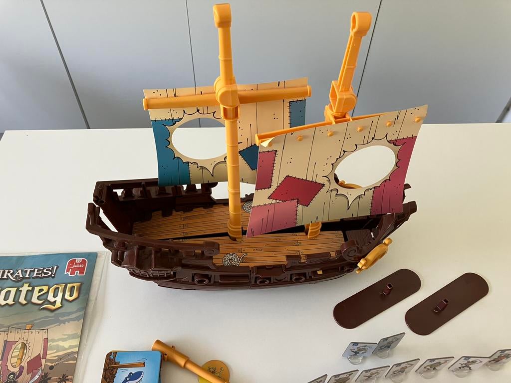 Stratego pirates, Een of twee spelers, Ophalen, Gebruikt