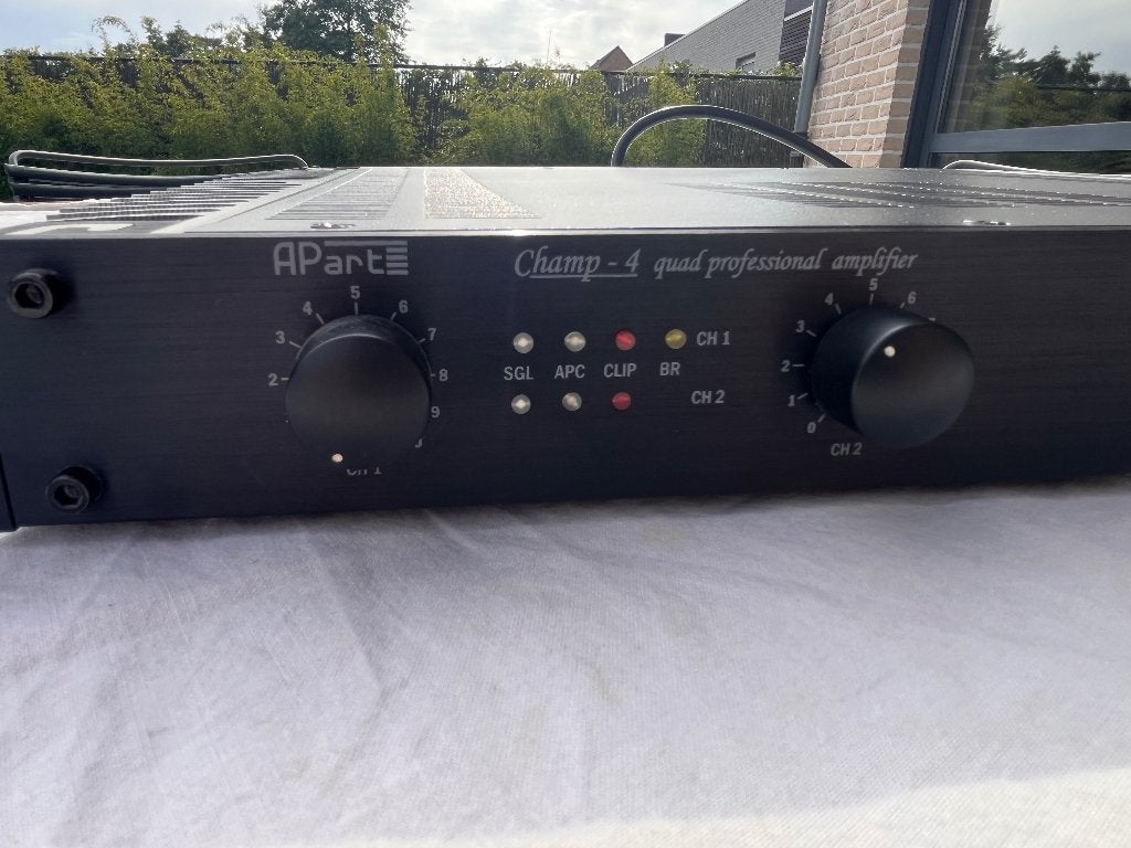 Apart Champ-4 | Amplificateur 4 canaux 4 x 80 W | rack 1U, Autres marques, 60 à 120 watts, Comme neuf, Enlèvement