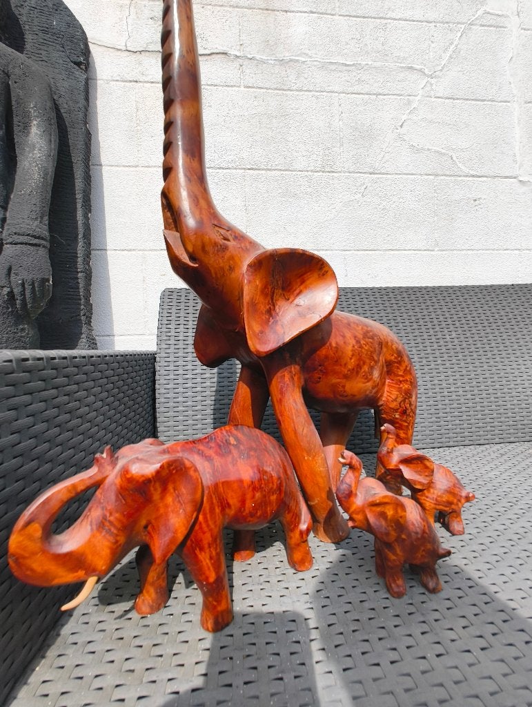 Magnifiques éléphants vintage sculptés à la main bois massif, Statue, Bois, Fait main, 50 - 100 cm