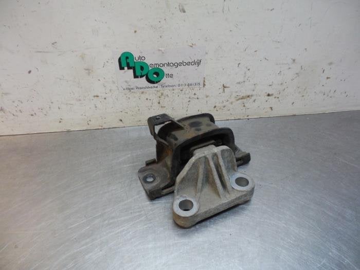 Support boîte de vitesse d'un Opel Corsa (Corsa D 07-), -, Opel, 3 mois de garantie, Utilisé