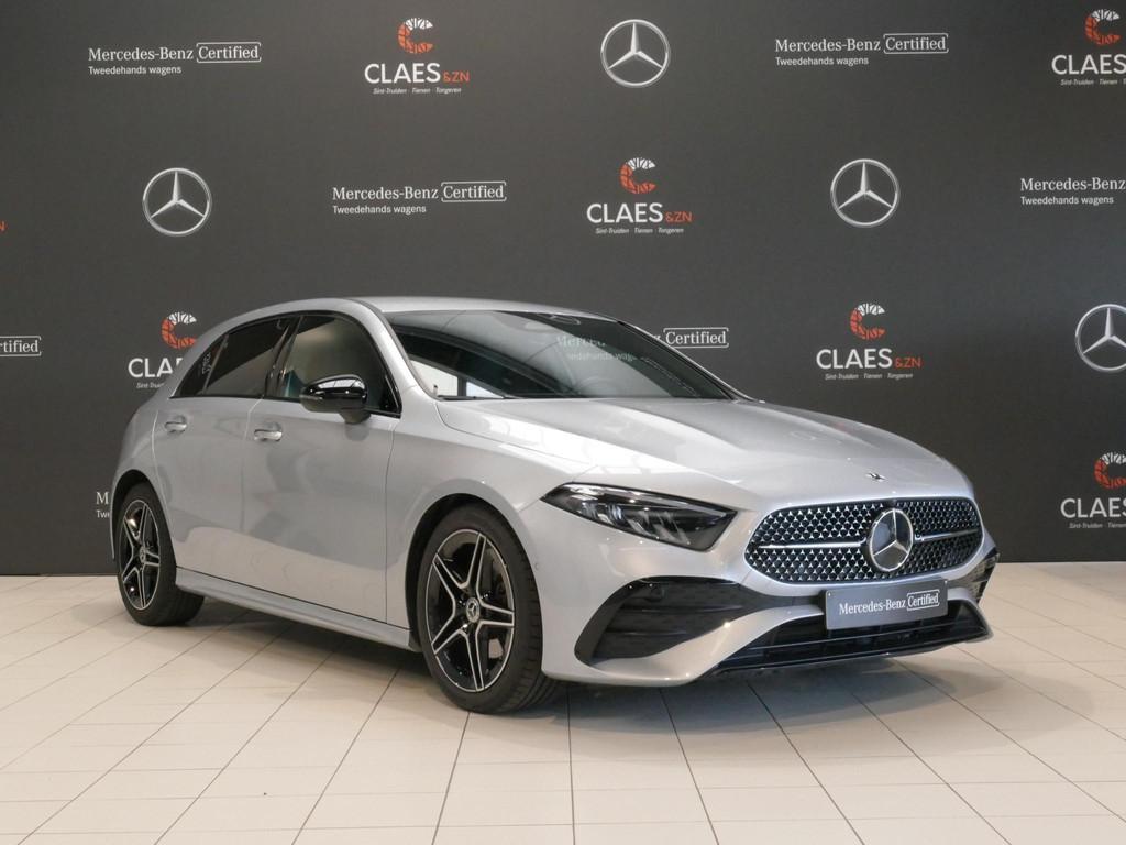 Mercedes-Benz A-Klasse 180d AMG Line (automatique), Autos, Mercedes-Benz, 135 g/km, Entreprise, https://public.car-pass.be/vhr/0fb8bf6b-81e0-40be-a495-50a4dd583959