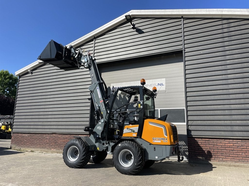 Giant G2700 TELE HD+ minishovel NIEUW €835 LEASE, Zakelijke goederen, Tobroco, Info@tobroco.nl, Sprendlingenstraat 57
5061 KM  Oisterwijk, NL