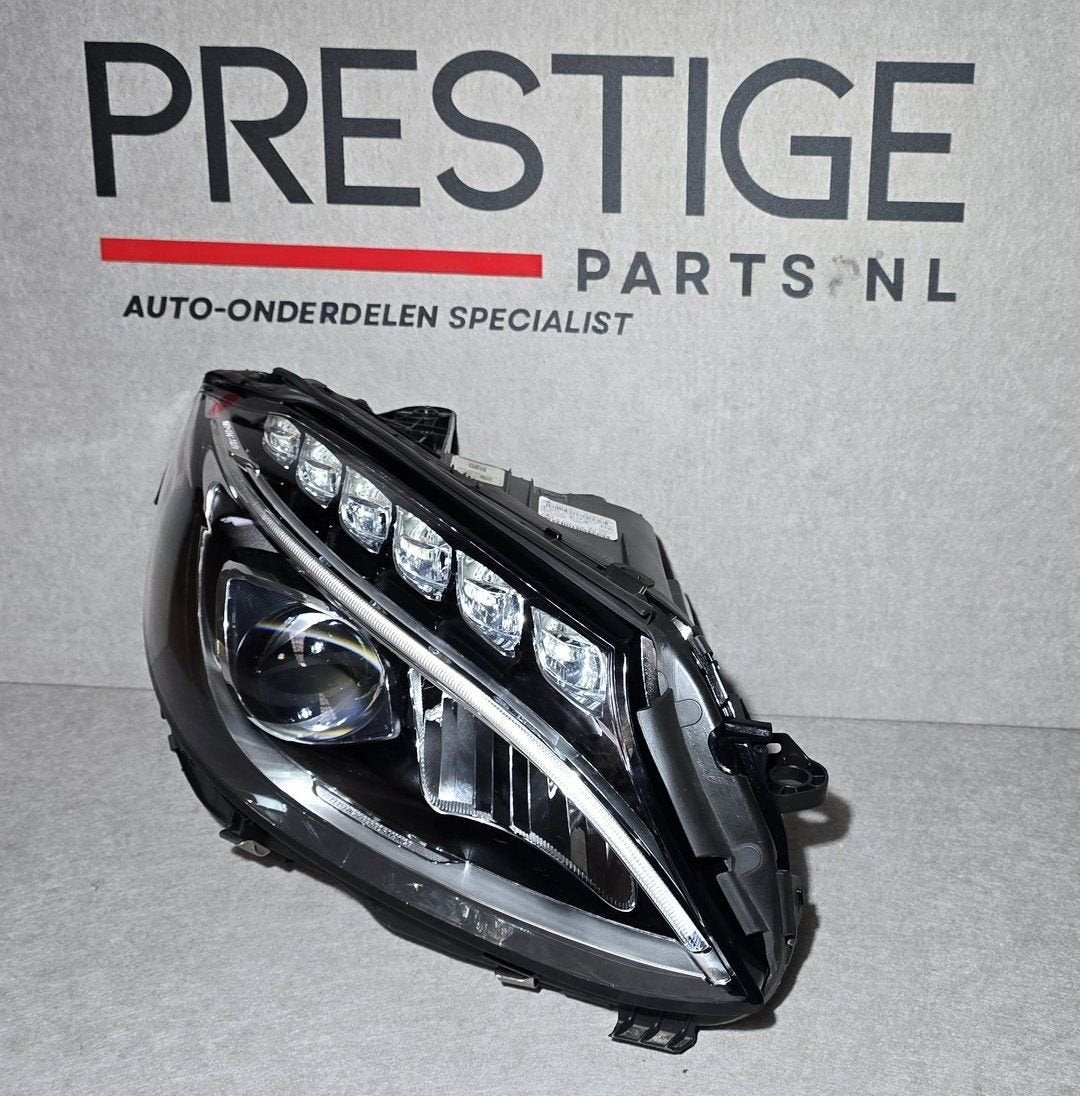 Koplamp Mercedes C Klasse W205 Voll LED Rechts A2059062604, -, Origine de la pièce connue, Utilisé, -