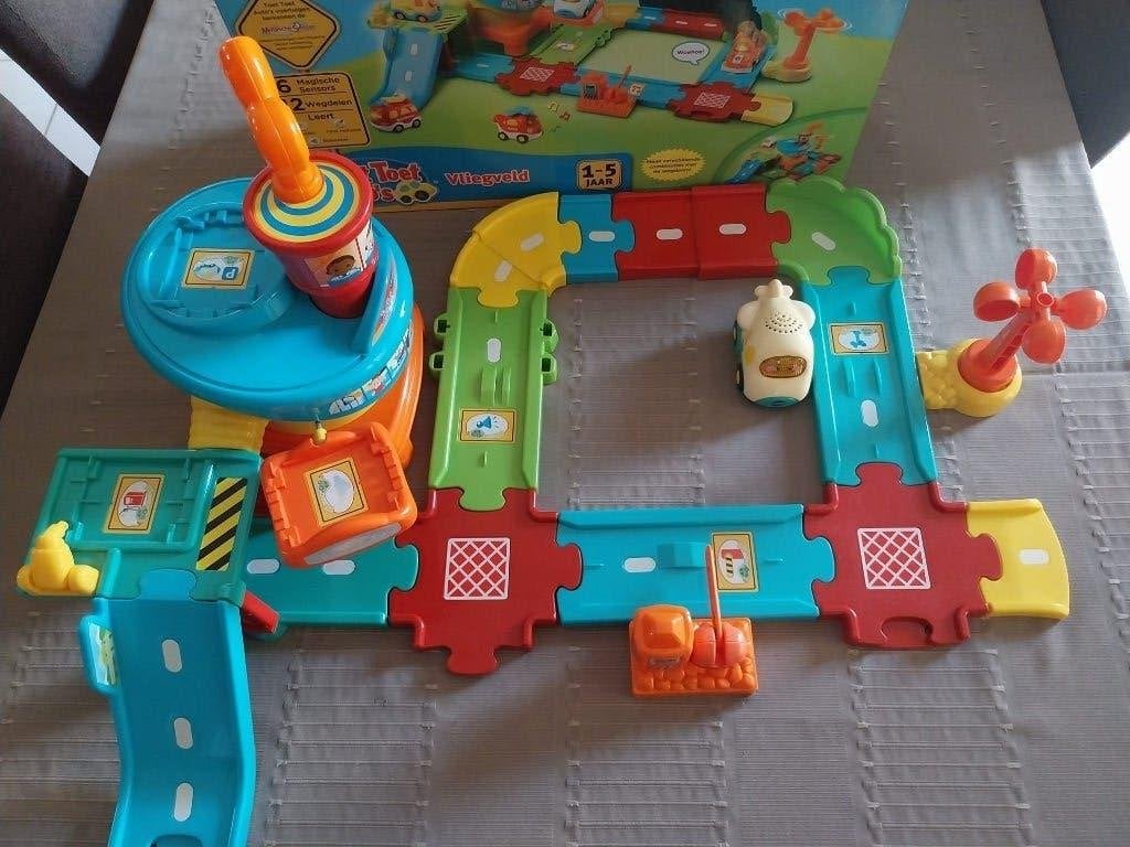 ToetToet VTech Vliegveld, Enfants & Bébés, Jouets | Vtech, Utilisé, 2 à 4 ans, Enlèvement ou Envoi