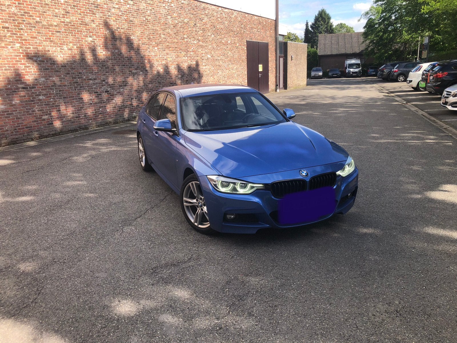 BMW 320D 2018 M Pack Xdrive, Autos, BMW, Particulier, Série 3, Attache-remorque, Diesel, Euro 6, Automatique, Bleu, Noir, Cuir