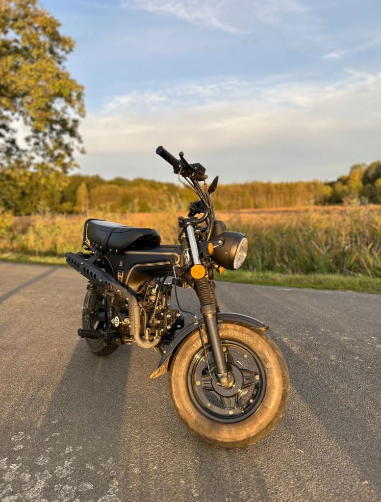 DAX Bluroc Heritage 50cc Matt black, Fietsen en Brommers, Brommers | Overige merken, Ophalen, Bluroc, 50 cc, Klasse B (45 km/u)