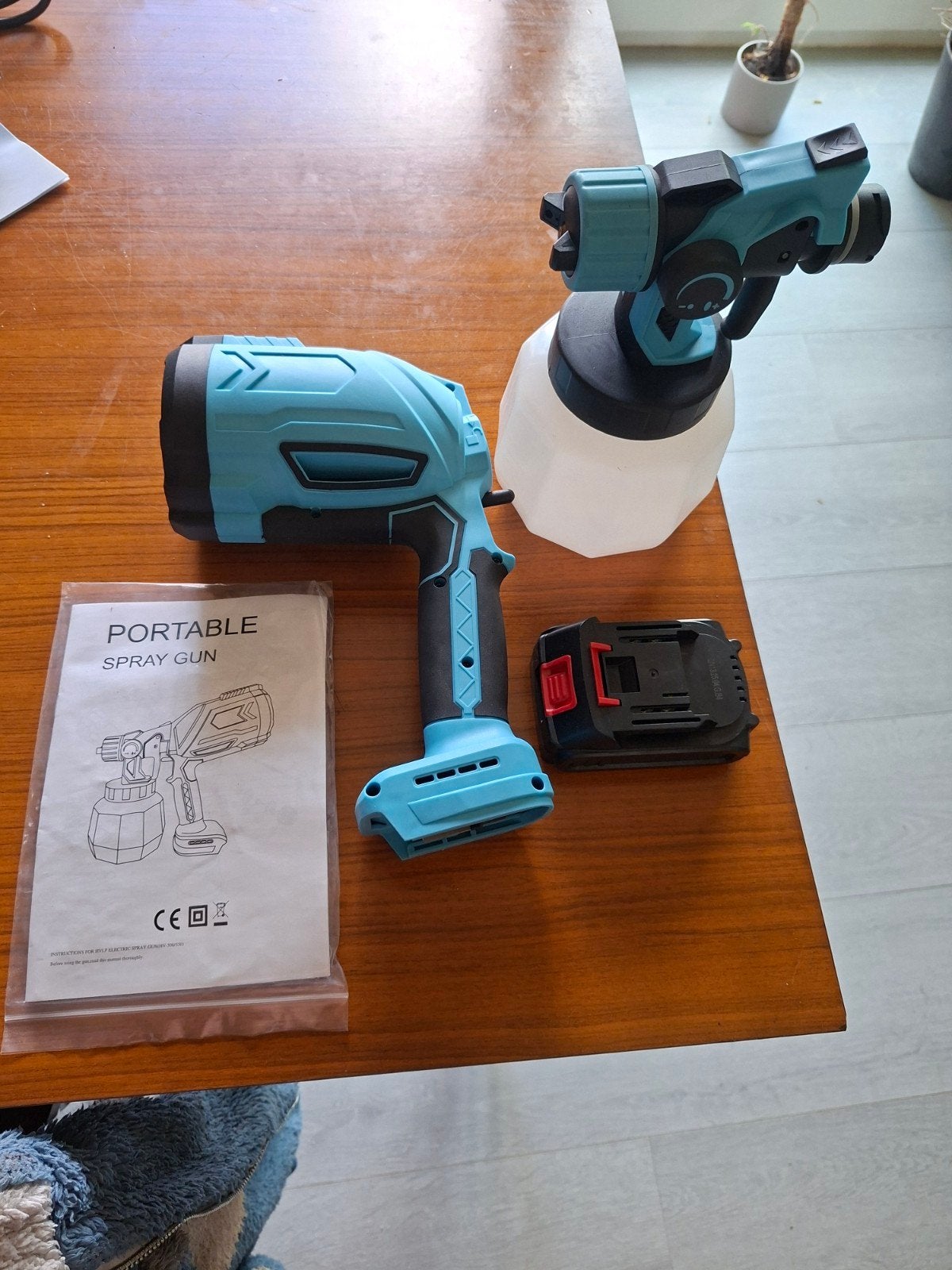 Pistolet à peinture avec batterie (sans chargeur), Enlèvement ou Envoi
