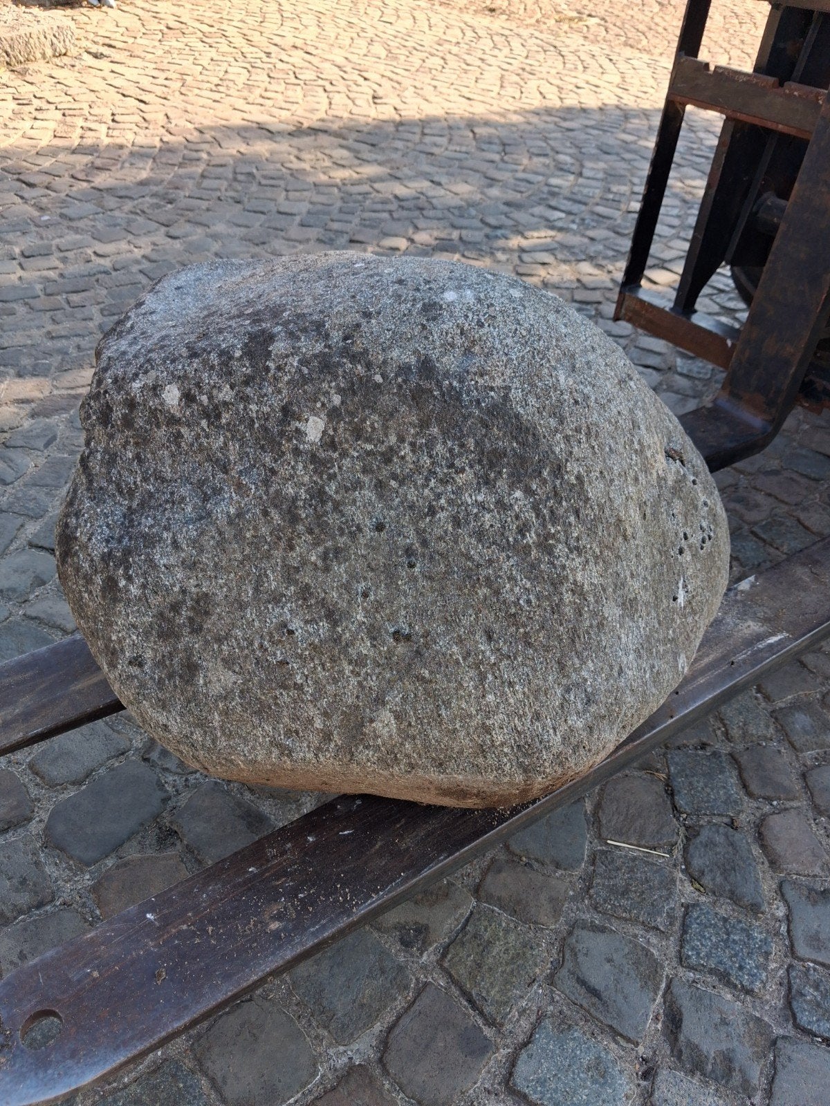 grote zware vijver steen, Tuin en Terras, Ophalen, Fontein