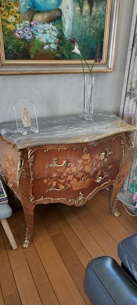Commode Louis XV, Enlèvement