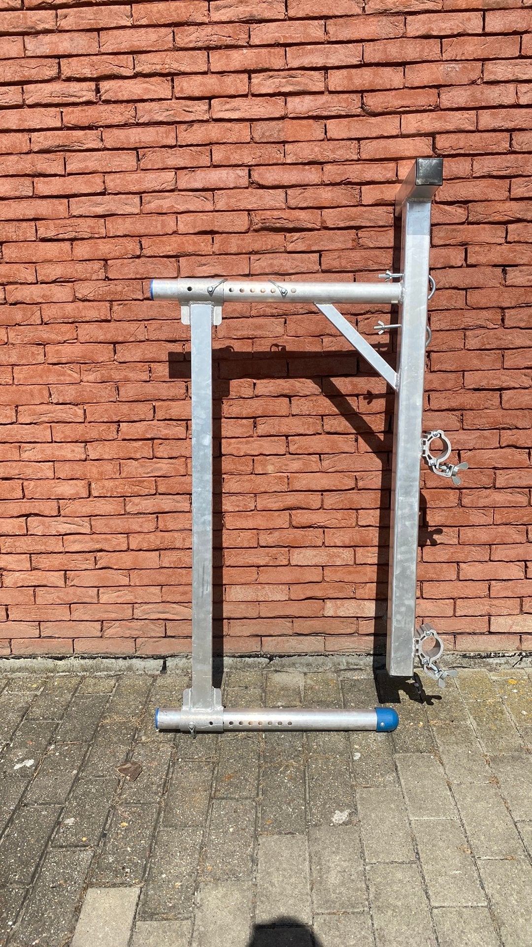 Niewe steiger cansole alu voor hellend dak 3stuks, Bricolage & Construction, Échafaudages, Enlèvement, Neuf, Échafaudage de toiture