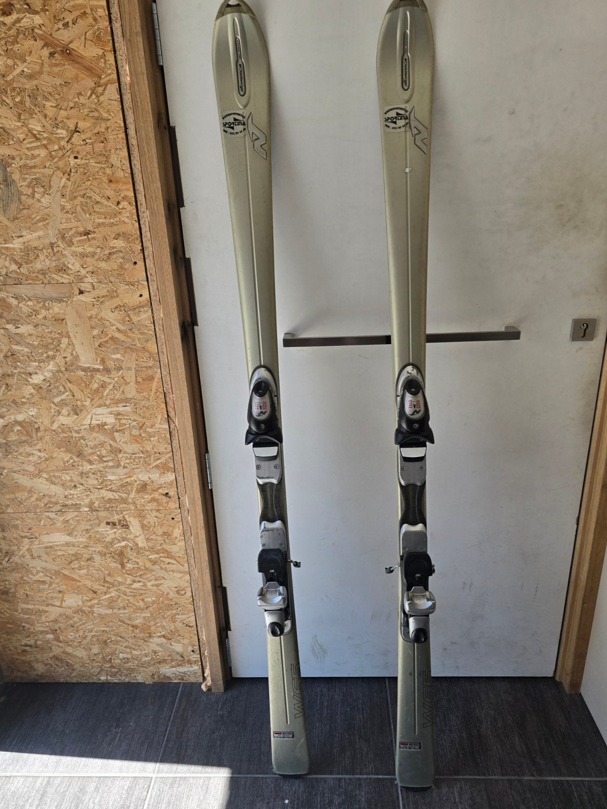 set ski's, stokken en botten van Nordica maat 43, Sport en Fitness, Skiën en Langlaufen, Ophalen, 160 tot 180 cm, Gebruikt, Nordica