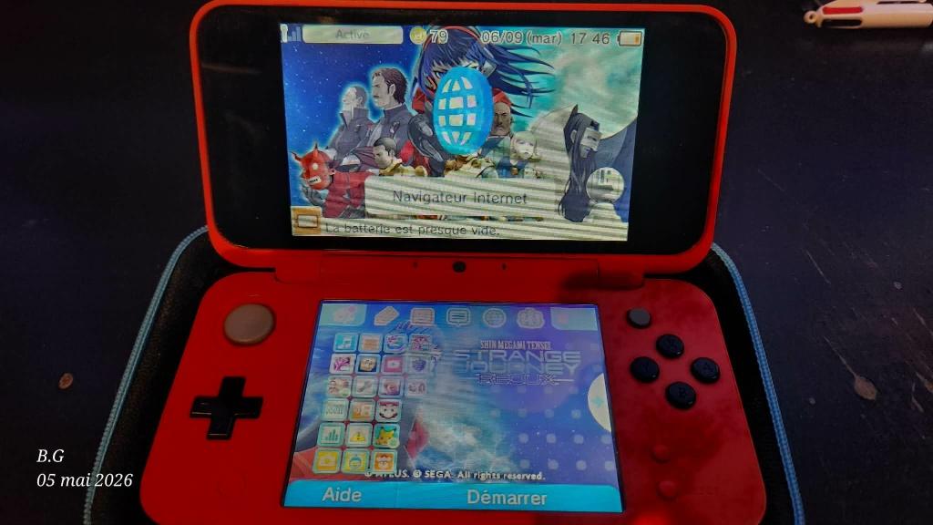 Nintendo 2DS XL Pokéball-editie, Games en Spelcomputers, Spelcomputers | Nintendo 2DS en 3DS, Nieuw, 2DS, Rood, Met games, Met beschermhoes of tas