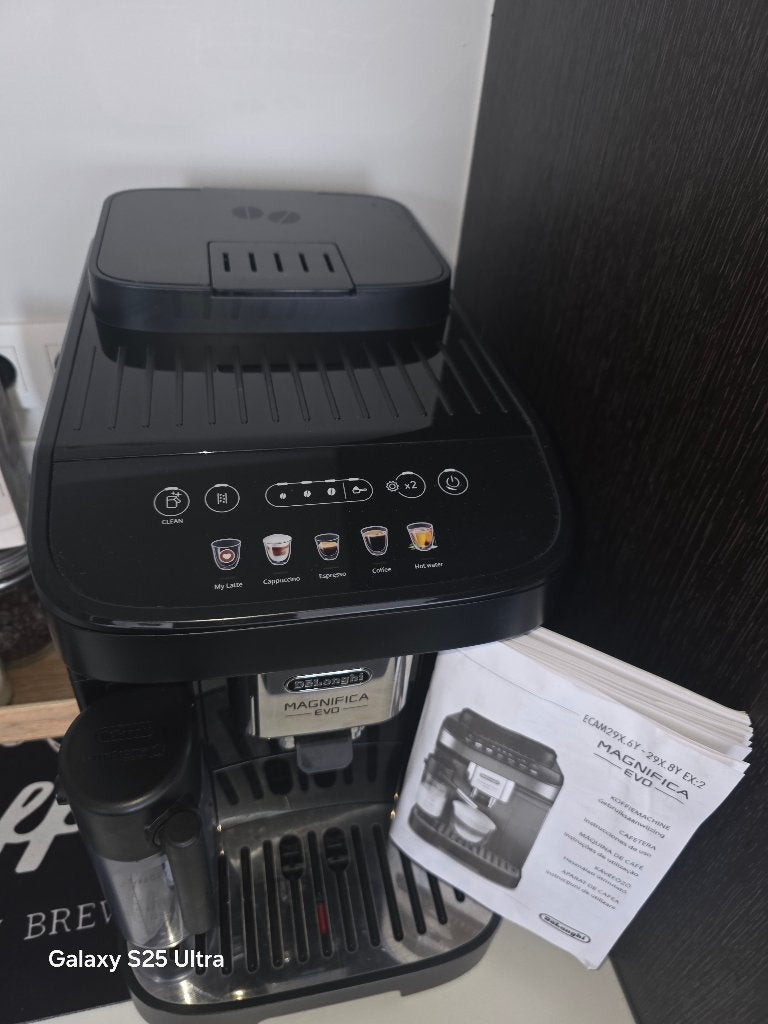 Delonghi Magnifica EVO, Electroménager, Café en grains, Comme neuf, 10 tasses ou plus, Enlèvement