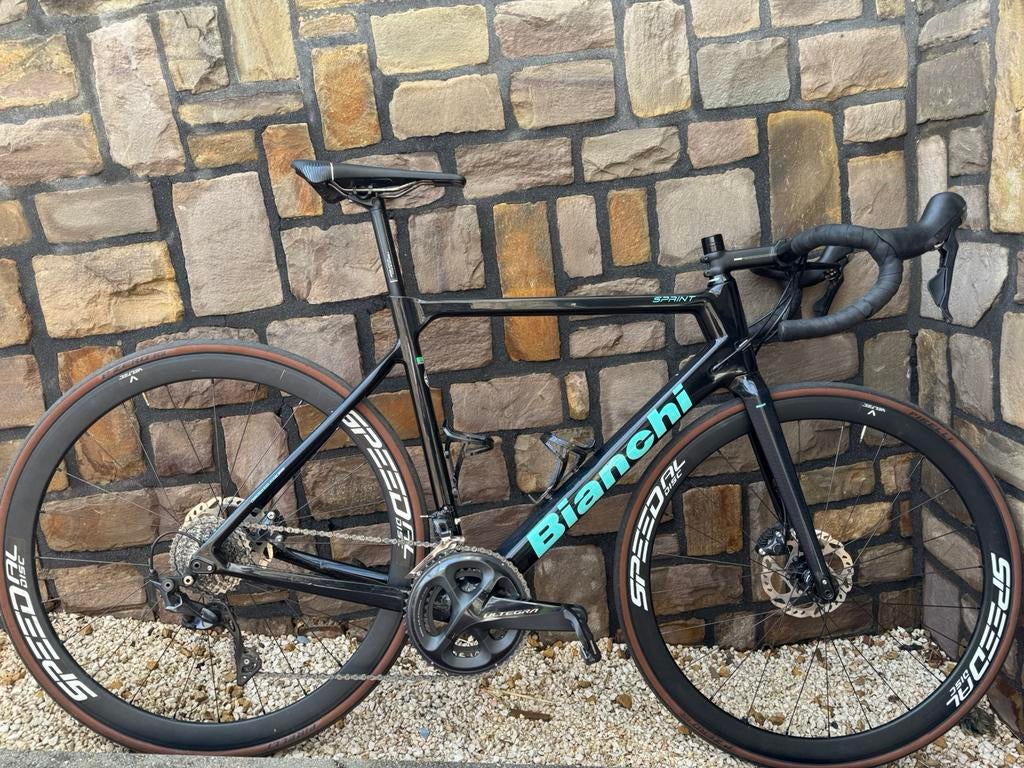 Bianchi Sprint racefiets met powermeter, Carbon, 10 tot 15 versnellingen, Zo goed als nieuw, 53 tot 57 cm